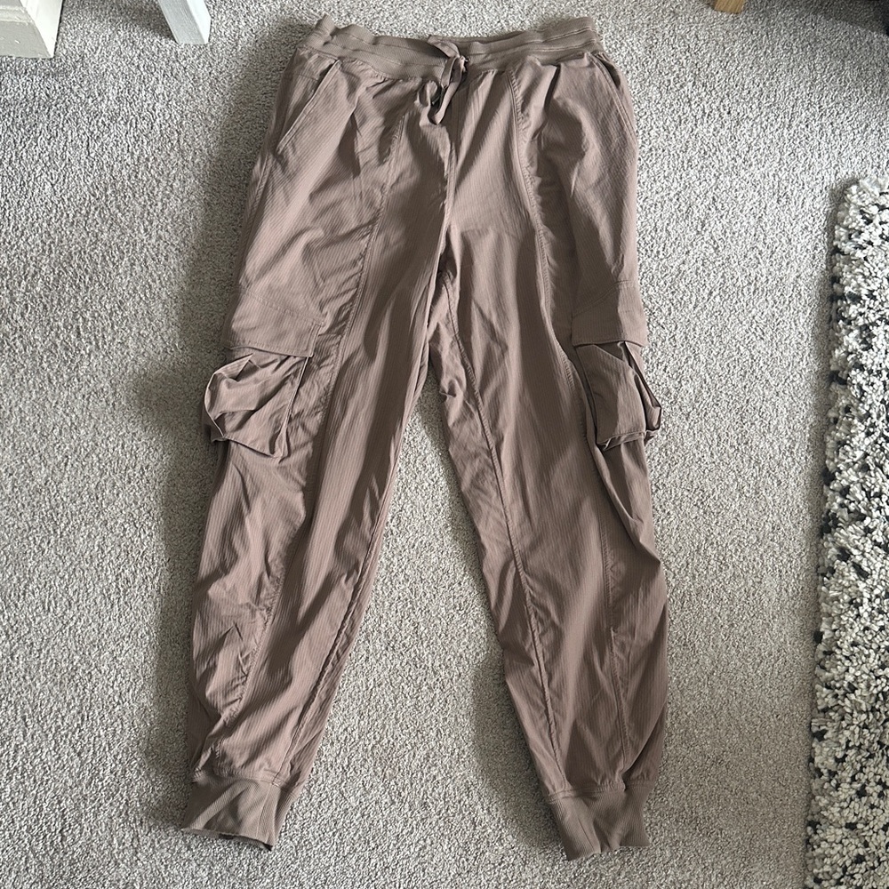 Lululemon Dance Studio Relaxed-Fit Mid-Rise Cargo Jogger